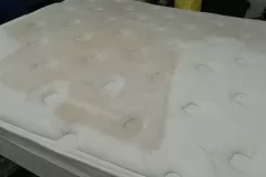 ANTES Y DESPUÉS DE LIMPIEZA DE COLCHONES