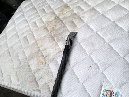 Limpieza de colch&oacute;n a vapor